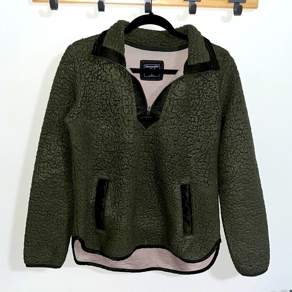 Abercrombie & Fitch Pullover sweater
